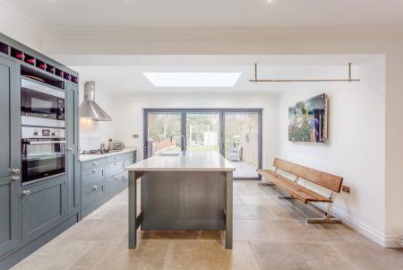 8415972-interior03-800.jpg