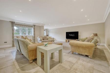 img_2185_25 copy 2.jpg