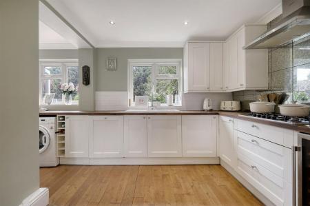 img_9585_4 copy 2.jpg