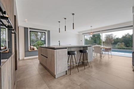 img_0561_12 copy 2.jpg