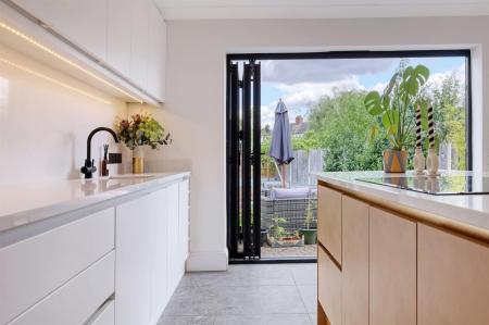 14_img_7648_9 copy 2.jpg