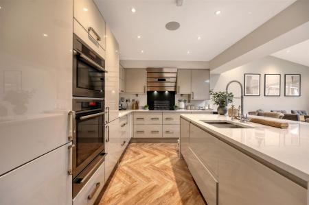 img_2358_24 copy 2.jpg