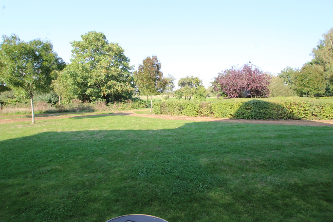 1 bedroom Apartment for sale in Shepperton
