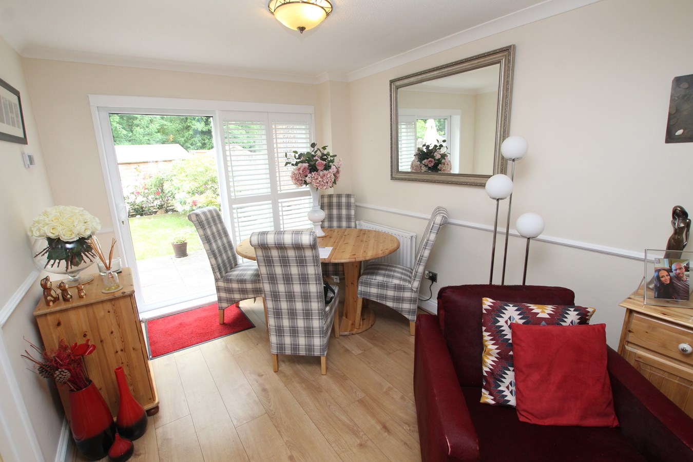 3 bedroom End of Terrace House for sale in Shepperton