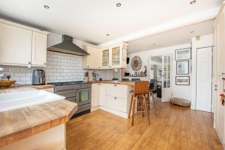 Kitchen/Breakfast Ro