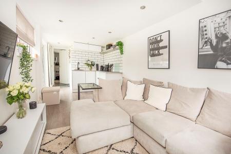 Outbuilding Lounge/K