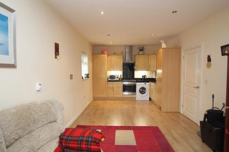Lounge/Kitchen