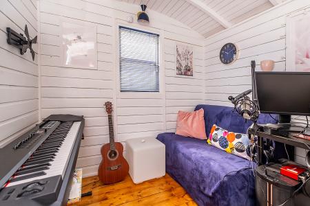 Garden Cabin
