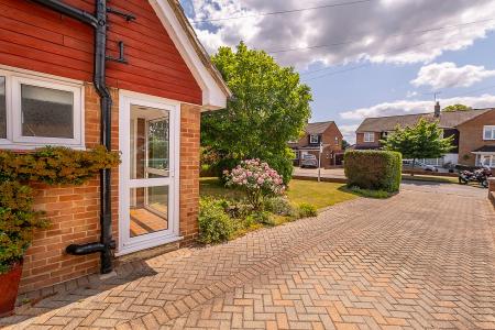 Driveway and Entranc