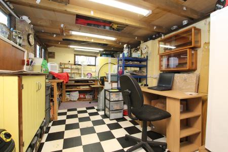 Workshop/Office