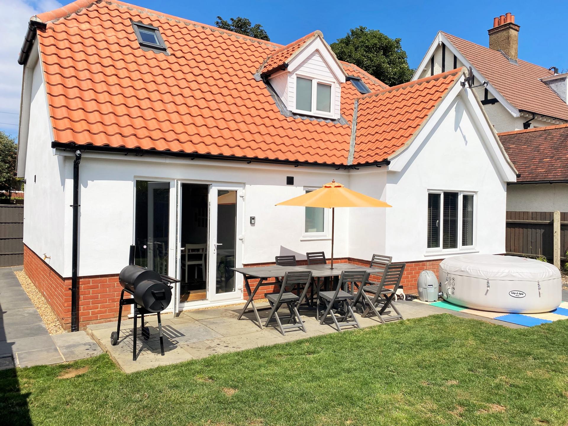 3 bedroom Detached Bungalow for sale in Cromer