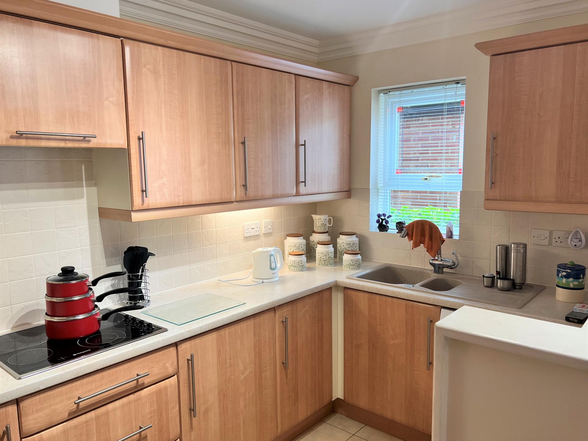 2 bedroom Ground Floor Flat for sale in Cromer