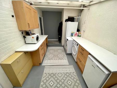 Entrance Porch/Utility Room