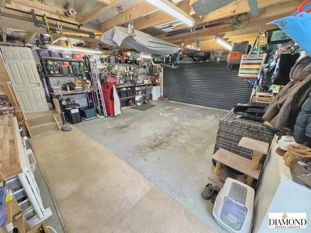 Double Garage/Workshop