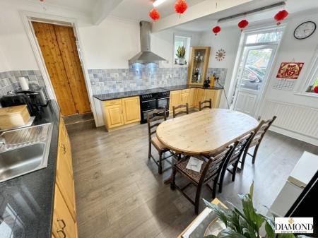 Kitchen/Breakfast Room