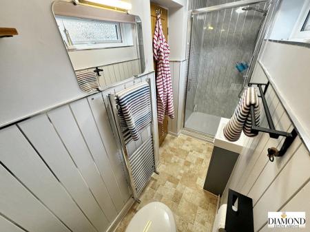 En Suite Shower Room