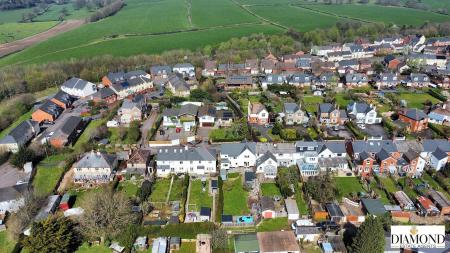 dji_fly_20250404_131904_883_1743769170455_photo_op