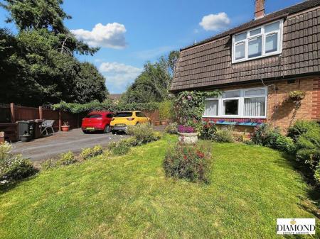 Front Garden & Drive