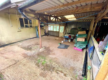 Double Garage/Carport