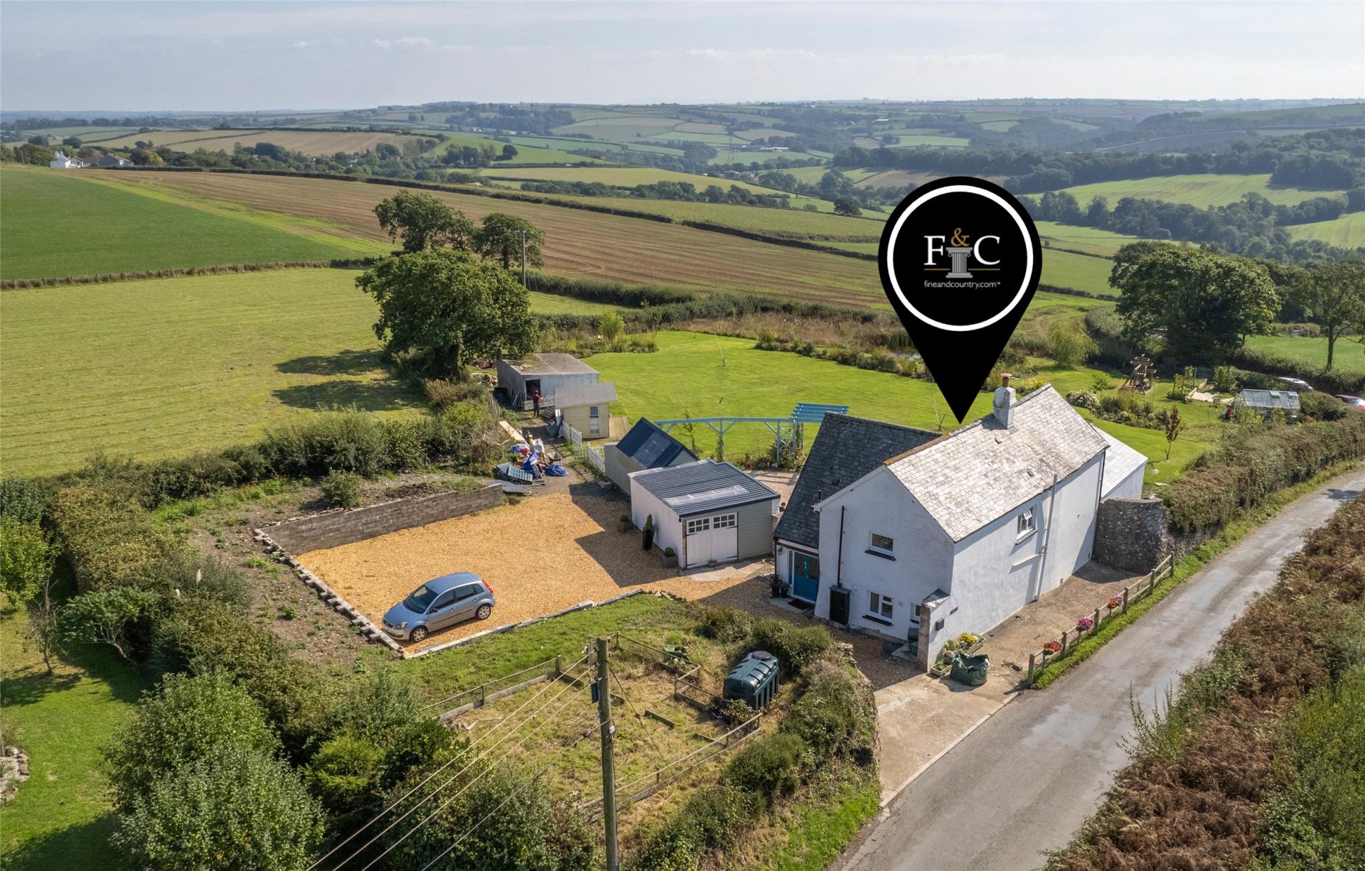 2 bedroom Detached House for sale in Bideford