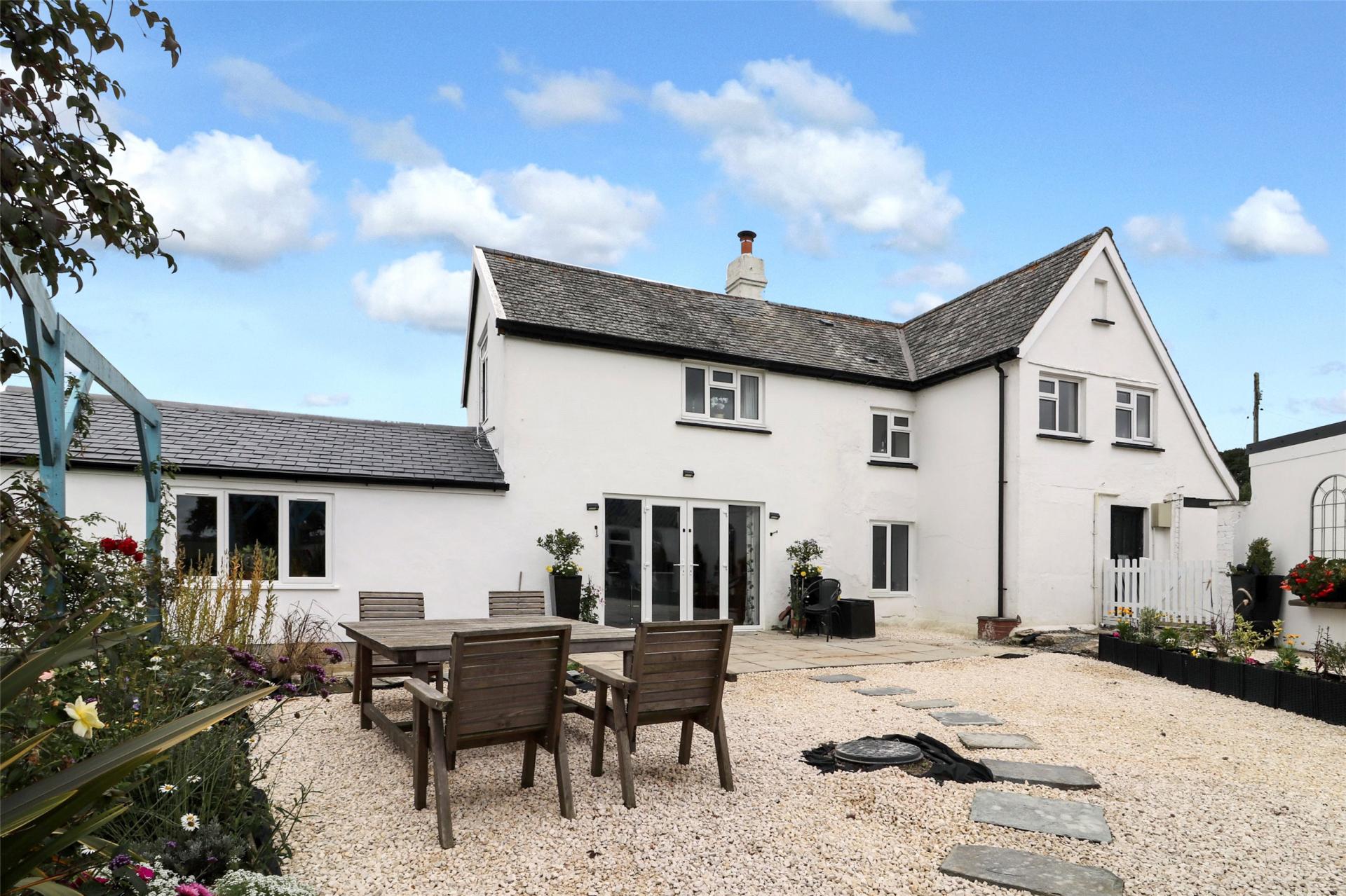 2 bedroom Detached House for sale in Bideford