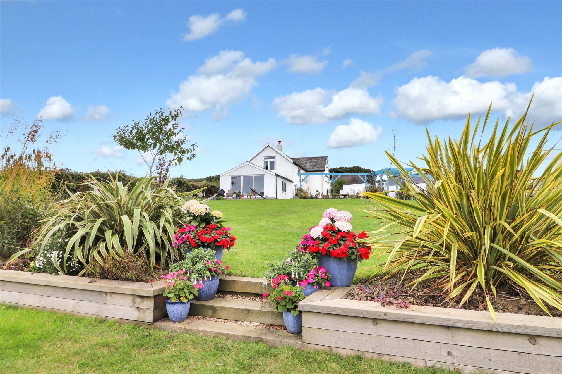 2 bedroom Detached House for sale in Bideford