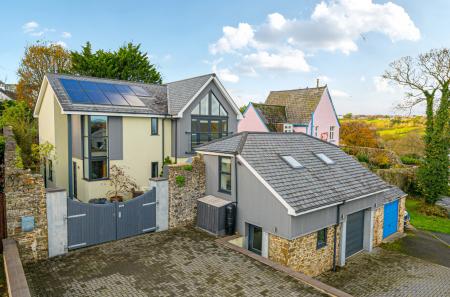 1382617-2-691f2a2...