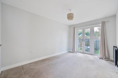 1382617-12-691f2a...