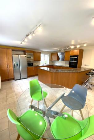 Kitchen / Diner