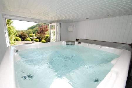 Hot Tub Room