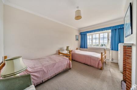 1358394-6-68d3f58...