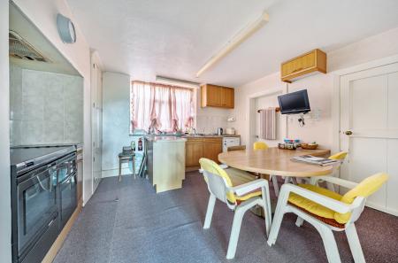 1358394-16-68d3f6...