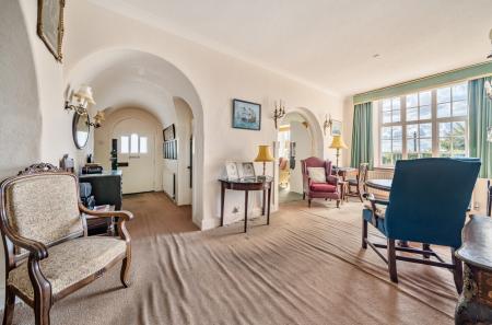 1358394-14-68d3f6...