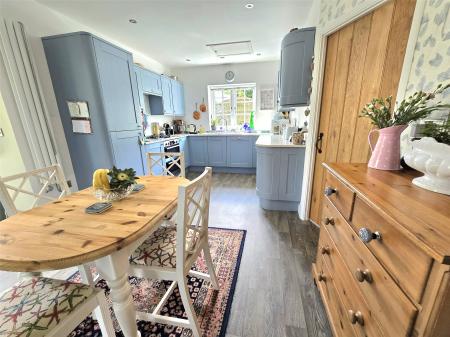 Kitchen/Dining Room
