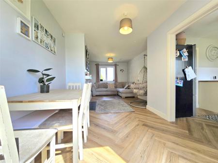 Lounge/Diner