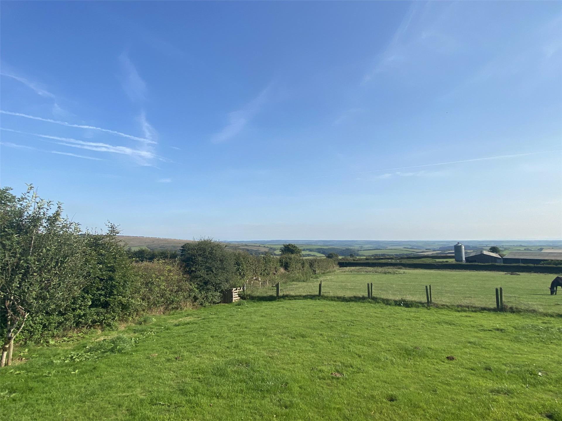 3 bedroom Detached House for rent in South Molton