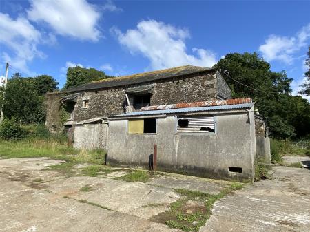 Barn B - Front