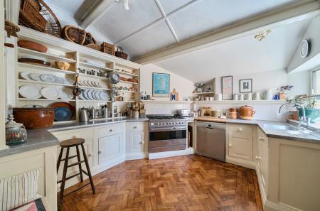 53-681a76870c4b7-...