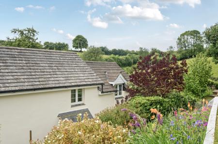 1299272-1-68370a1...