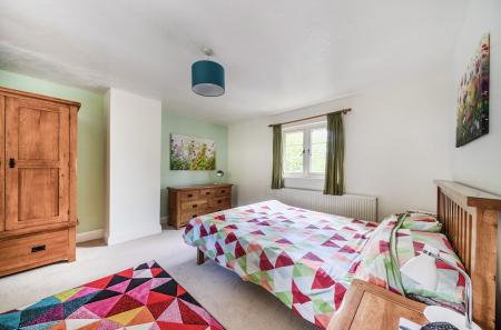 1299272-22-68373e...