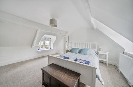 1346509-3-68b6fea...