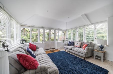 1346509-19-68b6ff...