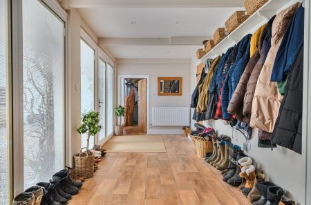 1383937-13-691f3c...