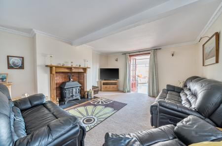 1386290-11-6939a5...