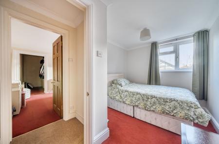 1386290-18-6939a6...