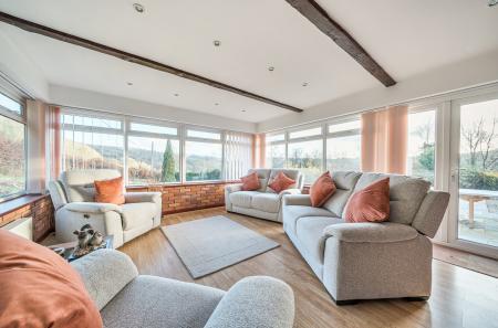 1386290-9-6939a5a...