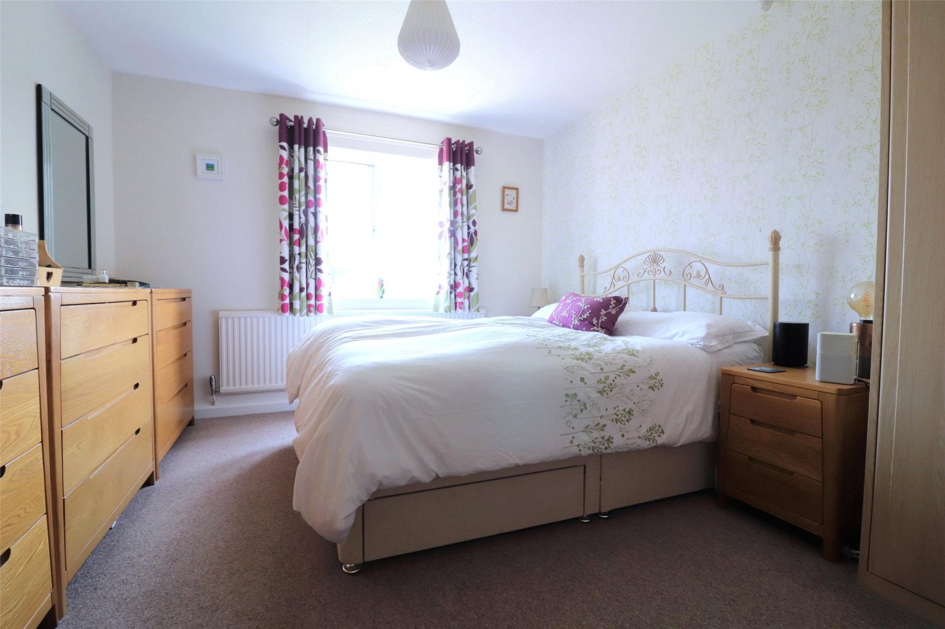 3 bedroom Apartment for sale in Taunton