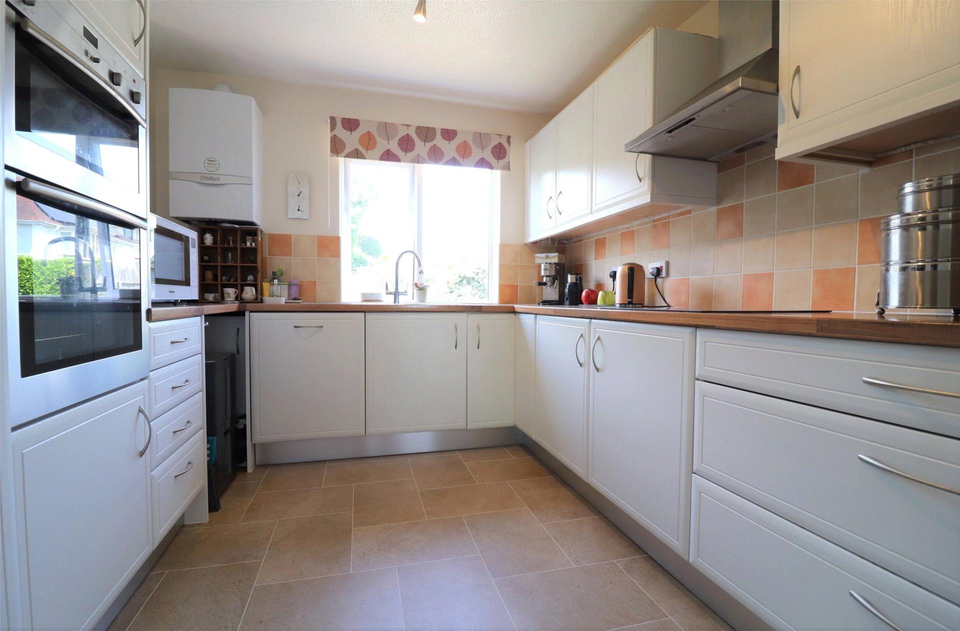 3 bedroom Apartment for sale in Taunton
