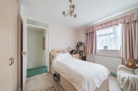 1310413-9-684bcf4...