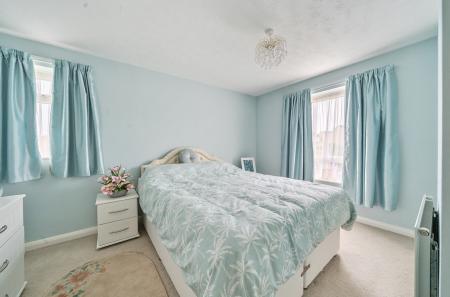 1310413-12-684bcf...